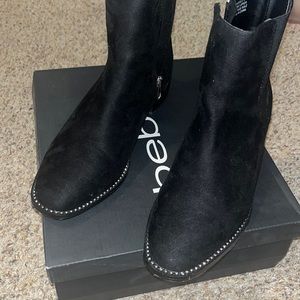 Bebe diamond lined boots